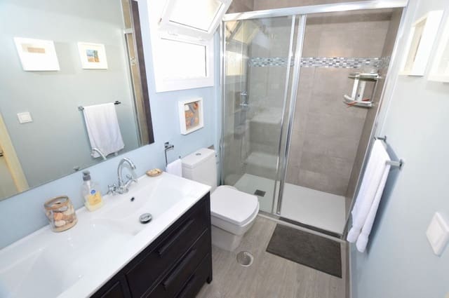 3 soveværelse Lejlighed til salg i Calahonda, Mijas med swimmingpool - € 385.000 (Ref: 9413912)