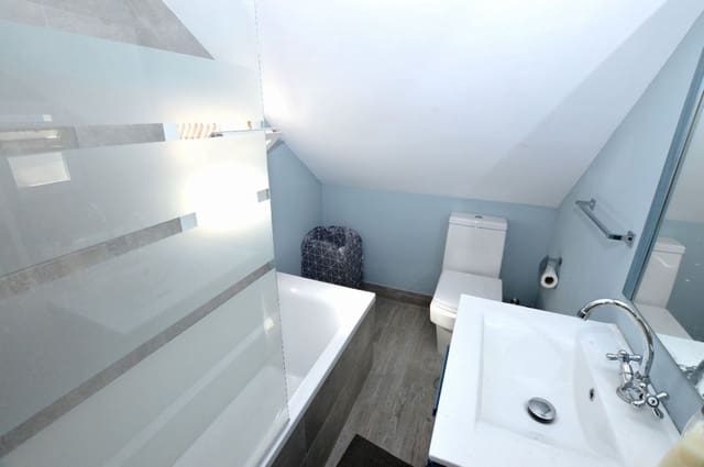 3 soveværelse Lejlighed til salg i Calahonda, Mijas med swimmingpool - € 385.000 (Ref: 9413912)