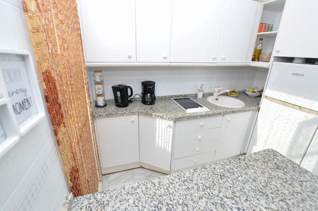 Apartamento de 3 habitaciones en Calahonda, Mijas en venta con piscina - 385.000 € (Ref: 9413912)