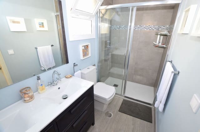 3 chambre Appartement à vendre à Calahonda, Mijas avec piscine - 385 000 € (Ref: 9413912)