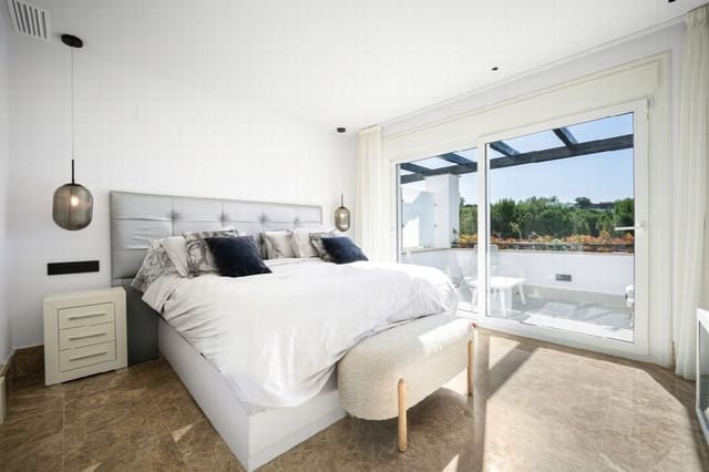 3 soverom Hus til salgs i Casco Antiguo, Marbella med svømmebasseng - € 1 315 000 (Ref: 9413926)