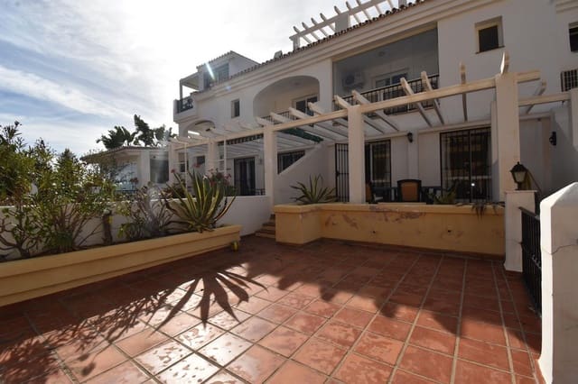 3 sypialnia Dom na sprzedaż w Torreblanca, Fuengirola z basenem garażem - 450 000 € (Ref: 9413927)