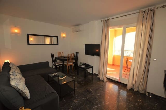 3 bedroom Apartment for sale in Carvajal, Fuengirola with pool garage - € 450,000 (Ref: 9415759)