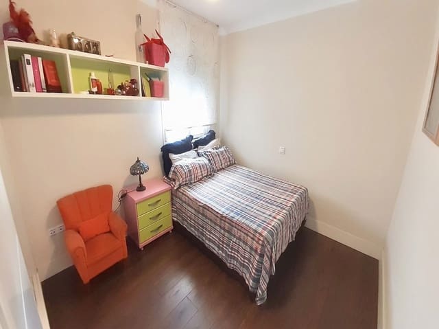 3 slaapkamer Appartement te koop in Zona Puerto Deportivo, Fuengirola met zwembad garage - € 350.000 (Ref: 9415760)