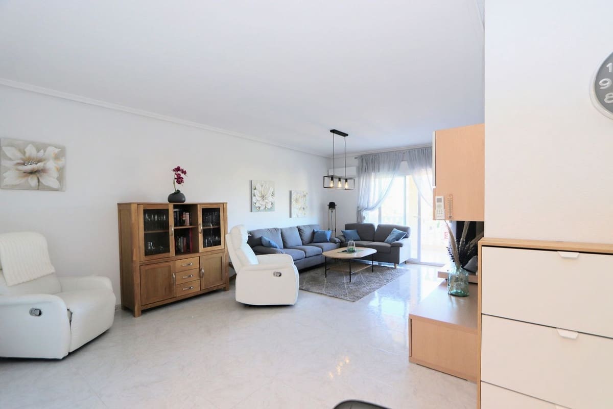2 bedroom Apartment for sale in Playa Flamenca with pool - € 199,000 (Ref: 9415761)