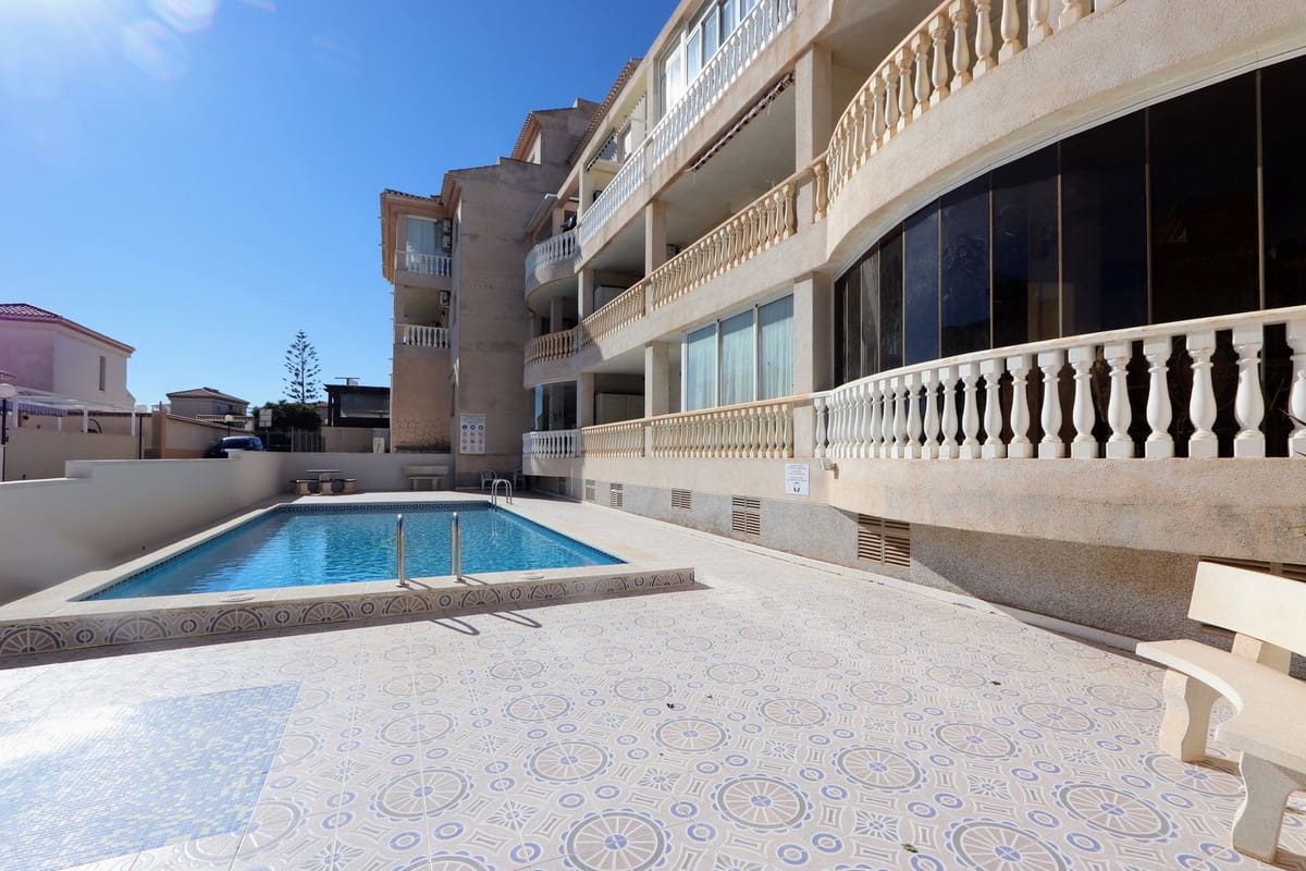 2 camera da letto Appartamento in vendita in Playa Flamenca con piscina - 199.000 € (Rif: 9415761)