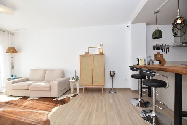2 makuuhuone Kattohuoneisto myytävänä paikassa Desamparados - Hurchillo - Torremendo, Orihuela - 238 950 € (Ref: 9415769)