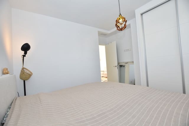 2 bedroom Penthouse for sale in Desamparados - Hurchillo - Torremendo, Orihuela - € 238,950 (Ref: 9415769)