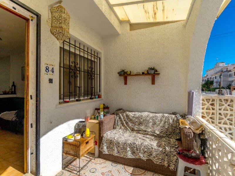 2 soverom Hus til salgs i Torrevieja - € 159 000 (Ref: 9415770)