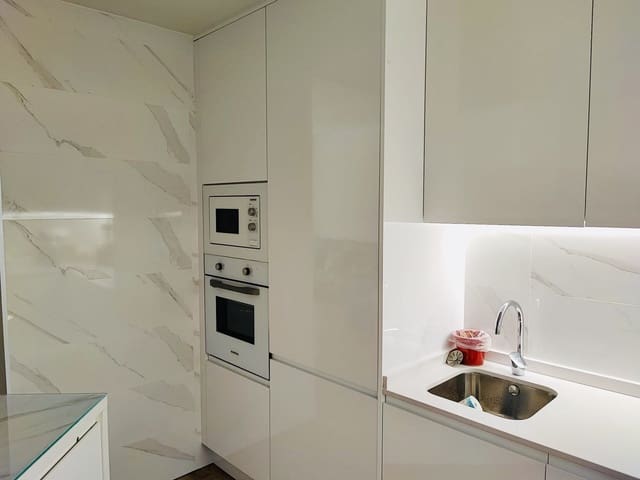 2 quarto Apartamento para venda em Parque de las Naciones, Torrevieja - 185 000 € (Ref: 9415771)