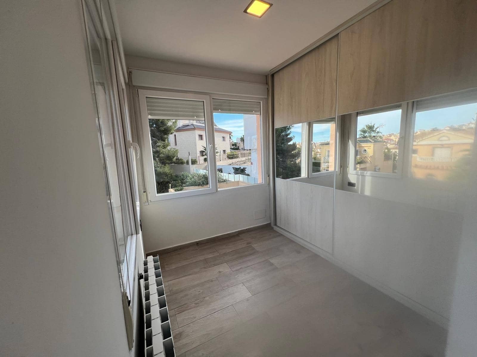 4 chambre Villa/Maison à vendre à Orihuela Costa avec piscine - 290 900 € (Ref: 9415777)