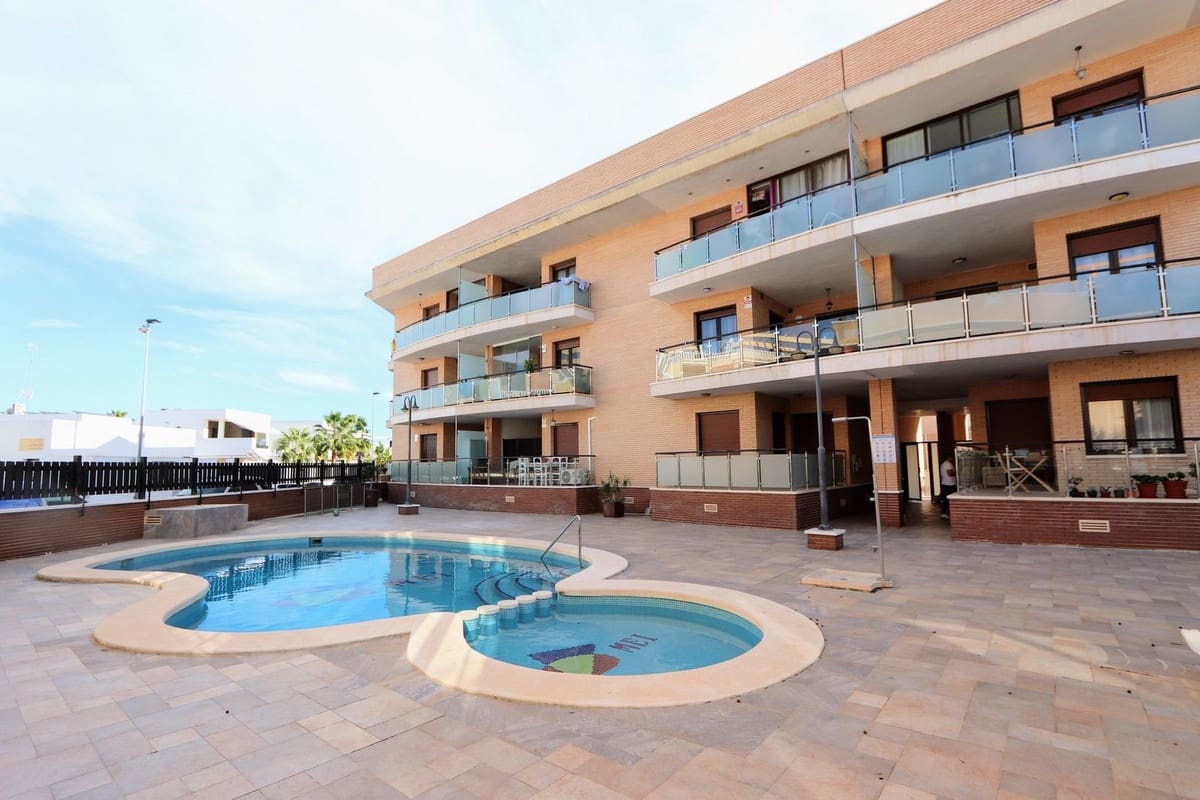 3 bedroom Apartment for sale in Santiago de la Ribera with pool garage - € 180,000 (Ref: 9419517)