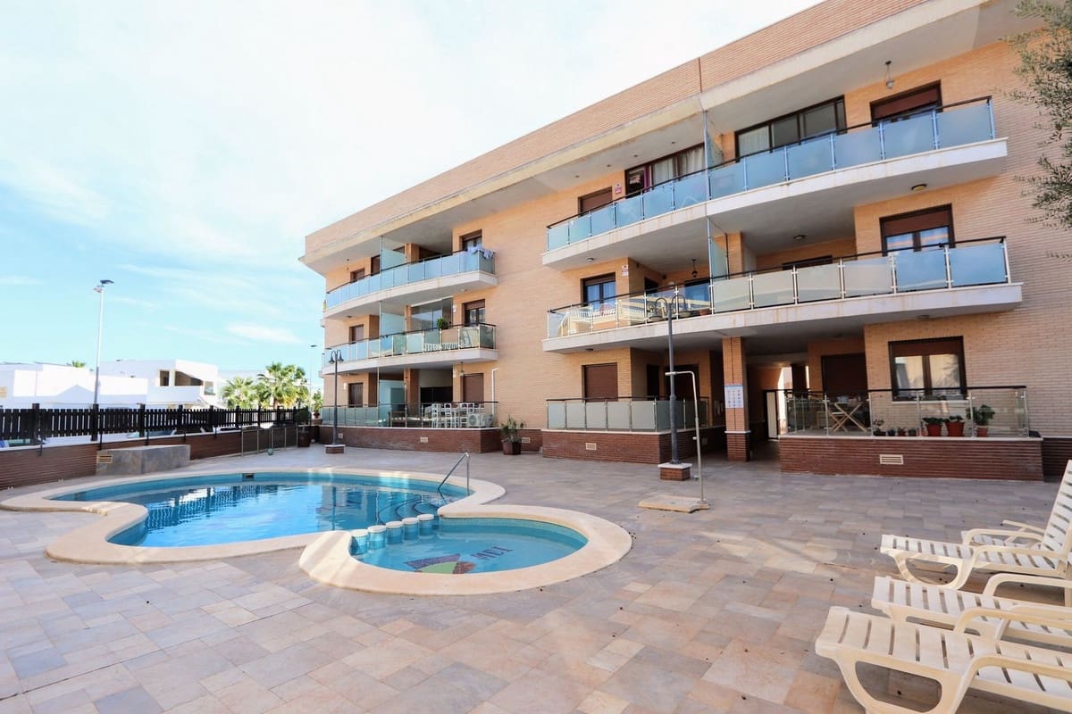 3 bedroom Apartment for sale in Santiago de la Ribera with pool garage - € 180,000 (Ref: 9419517)