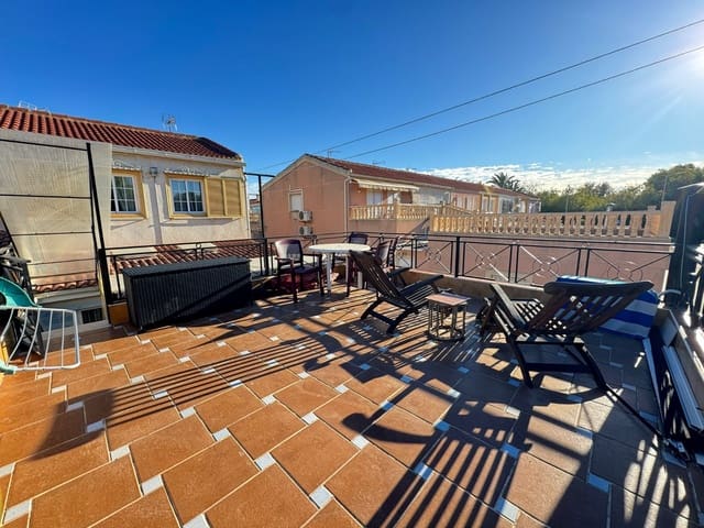 4 bedroom Townhouse for sale in Playa de los Náufragos, Torrevieja - € 249,900 (Ref: 9419528)