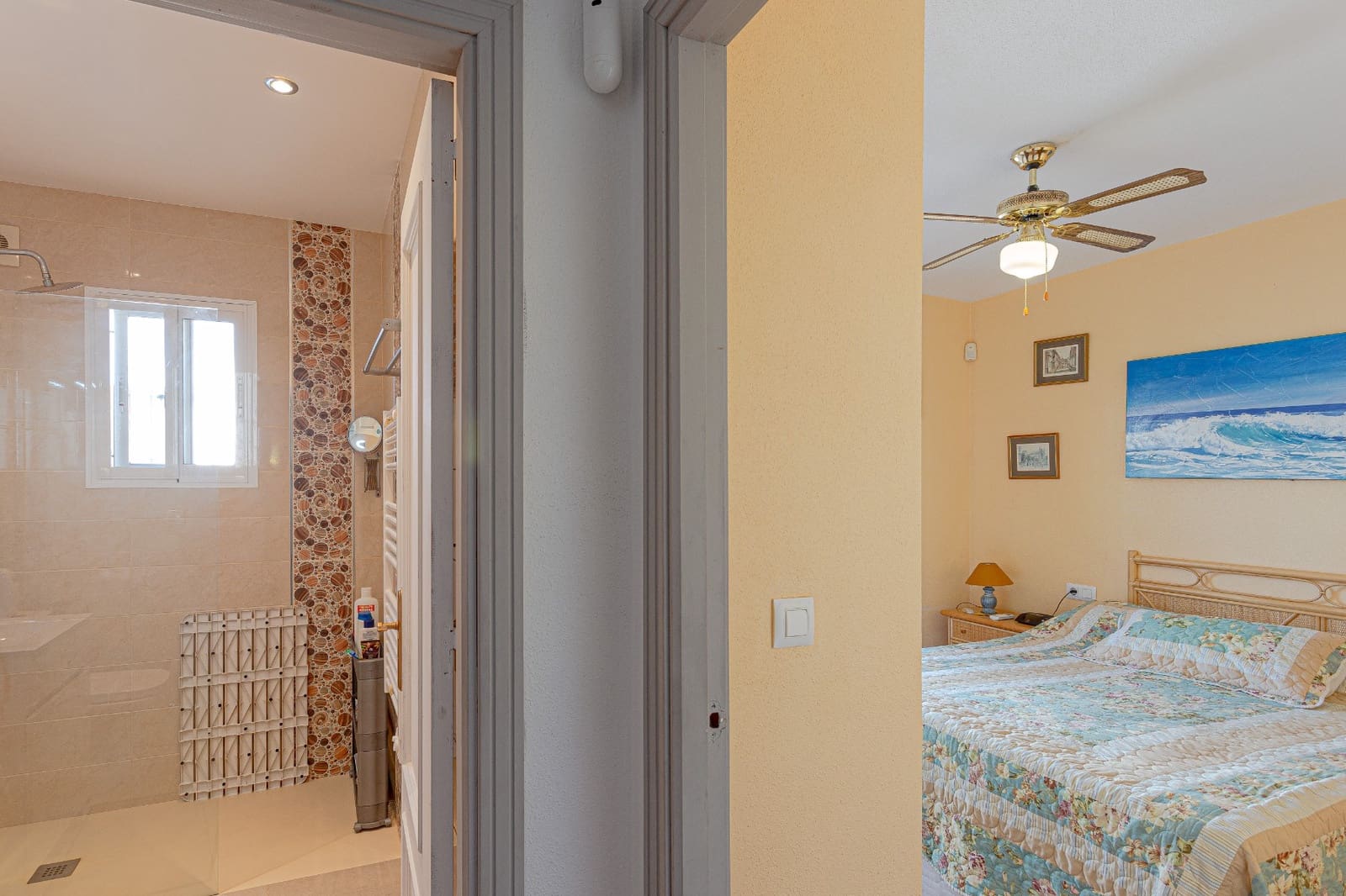 3 bedroom Villa for sale in Orihuela Costa - € 185,000 (Ref: 9419532)