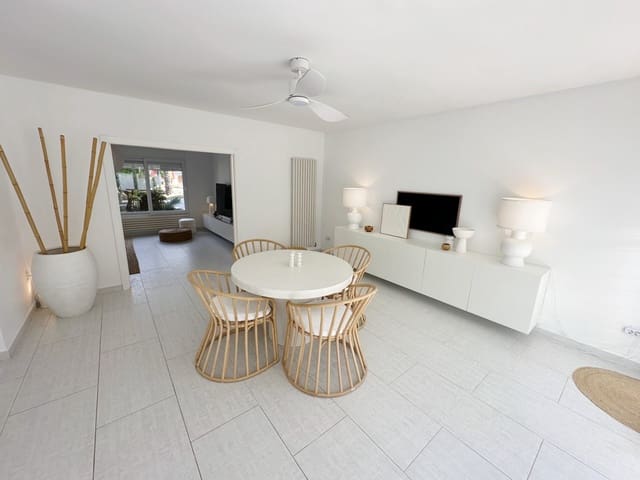 4 soveværelse Villa til salg i Mar Menor Golf Resort, Torre-Pacheco - € 585.000 (Ref: 9419533)