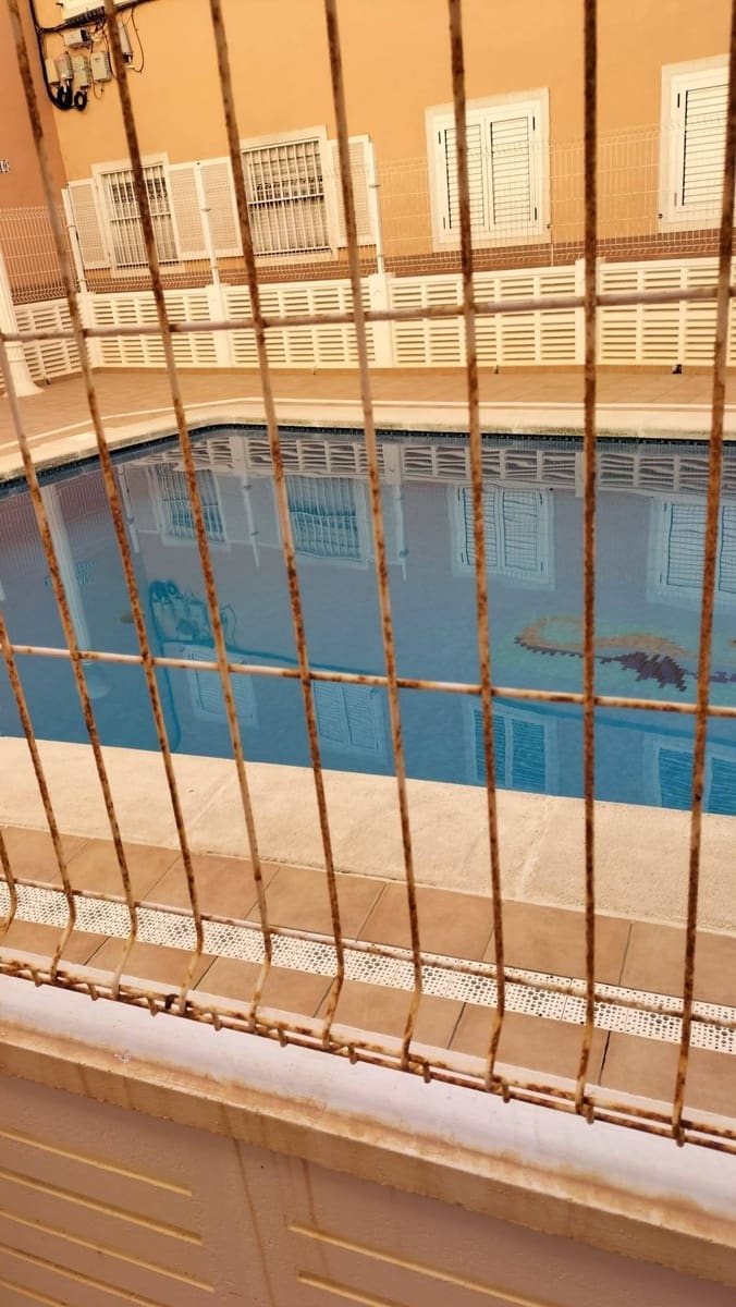 2 sovrum Takvåning till salu i Torrevieja med pool - 170 000 € (Ref: 9422255)