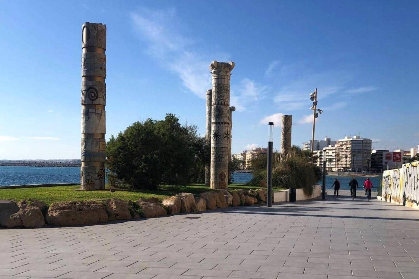 2 sovrum Lägenhet till salu i Torrevieja - 199 900 € (Ref: 9422258)