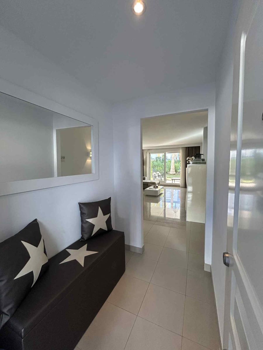 2 soverom Leilighet til salgs i El Paraiso med svømmebasseng garasje - € 419 000 (Ref: 9422260)