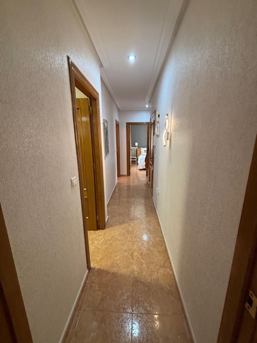 3 makuuhuone Huoneisto myytävänä paikassa Torrevieja - 235 000 € (Ref: 9424398)