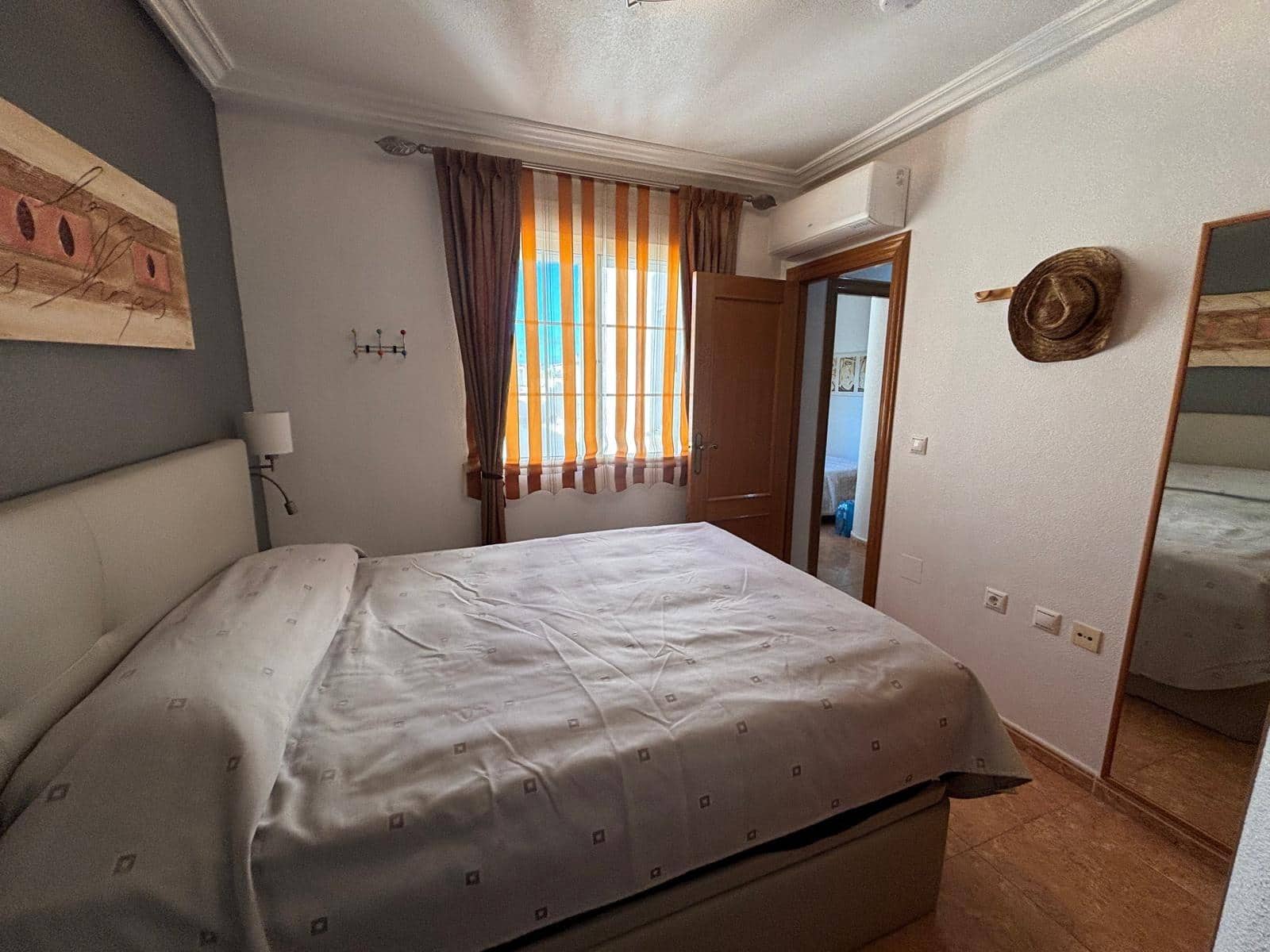 3 makuuhuone Huoneisto myytävänä paikassa Torrevieja - 235 000 € (Ref: 9424398)