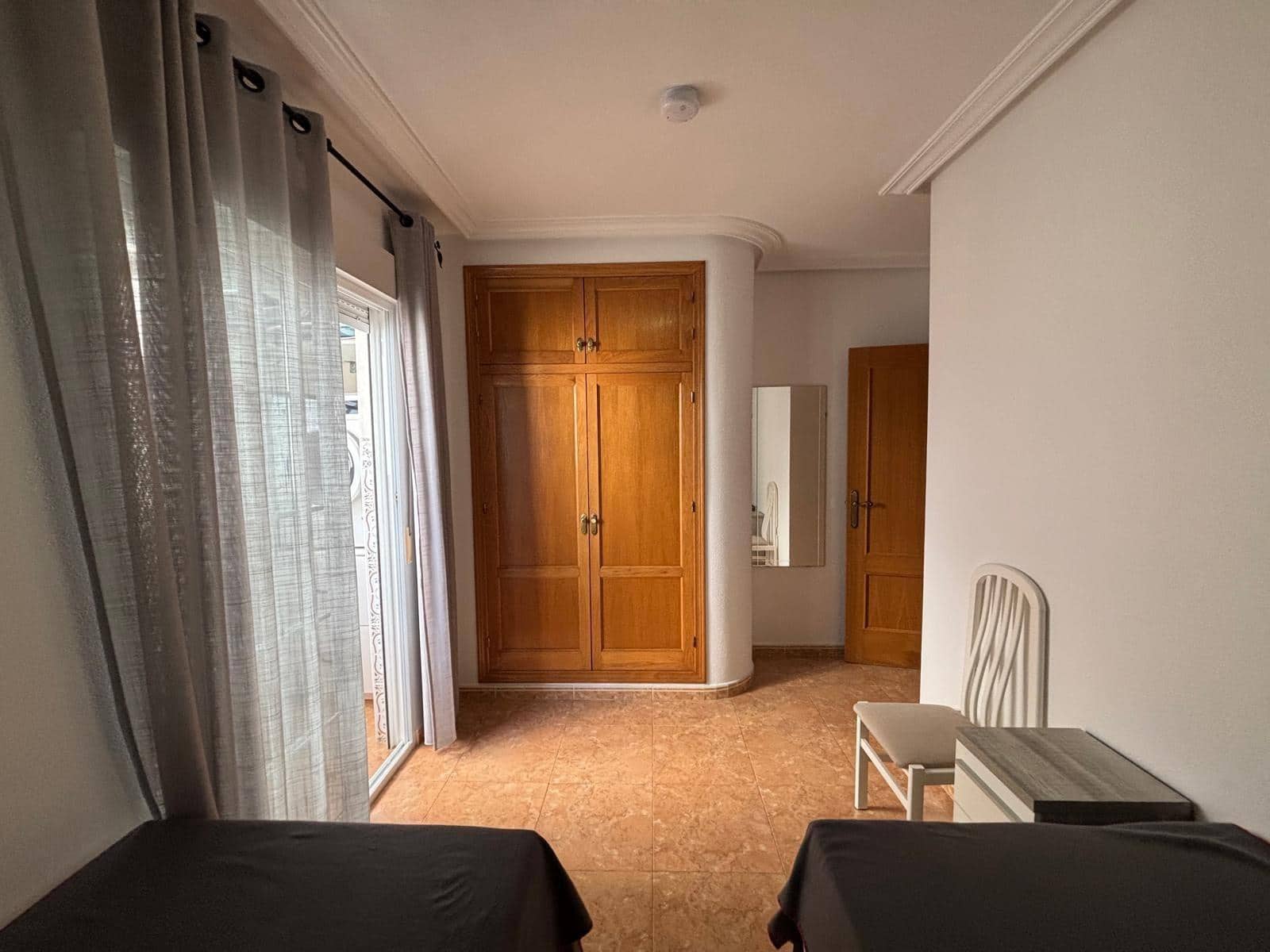 3 makuuhuone Huoneisto myytävänä paikassa Torrevieja - 235 000 € (Ref: 9424398)