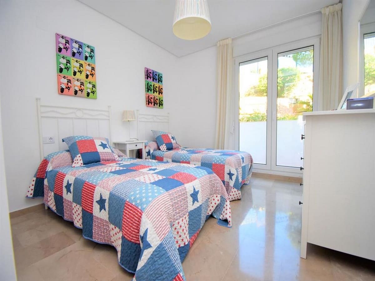 3 soveværelse Lejlighed til salg i Benalmadena Costa med swimmingpool - € 475.000 (Ref: 9427055)