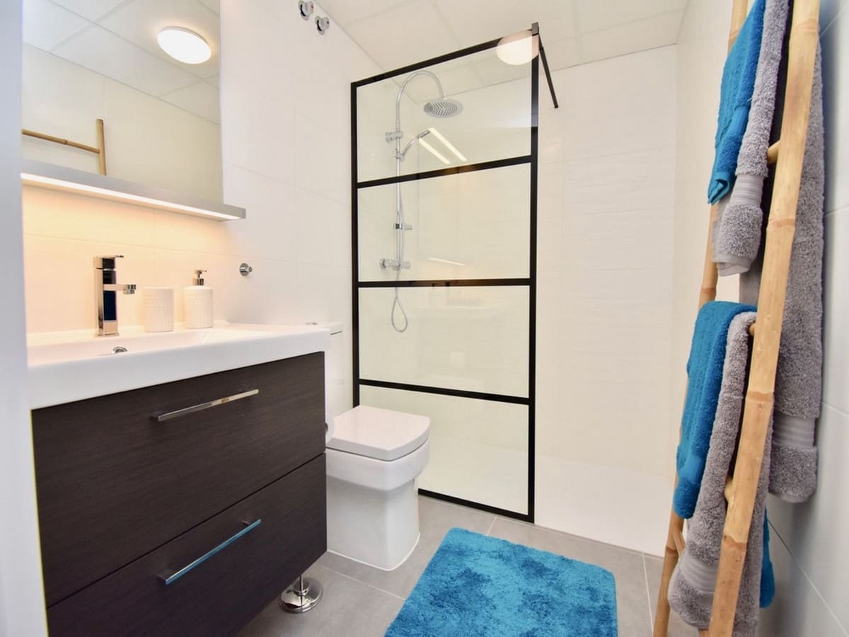 3 sypialnia Apartament na sprzedaż w Benalmadena Costa z basenem - 475 000 € (Ref: 9427055)