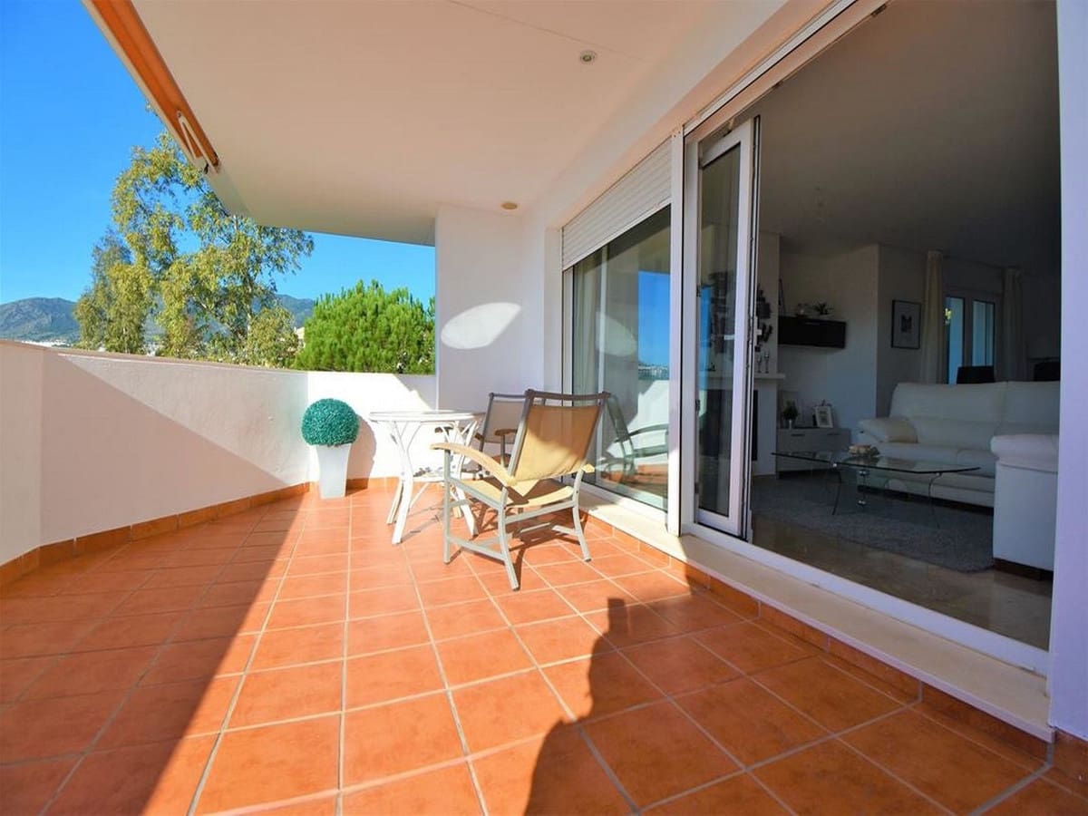 3 bedroom Apartment for sale in Benalmadena Costa with pool - € 475,000 (Ref: 9427055)