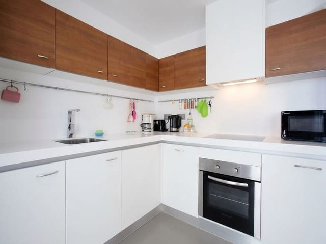 3 bedroom Apartment for sale in Benalmadena Costa, Benalmádena with pool - € 475,000 (Ref: 9427055)