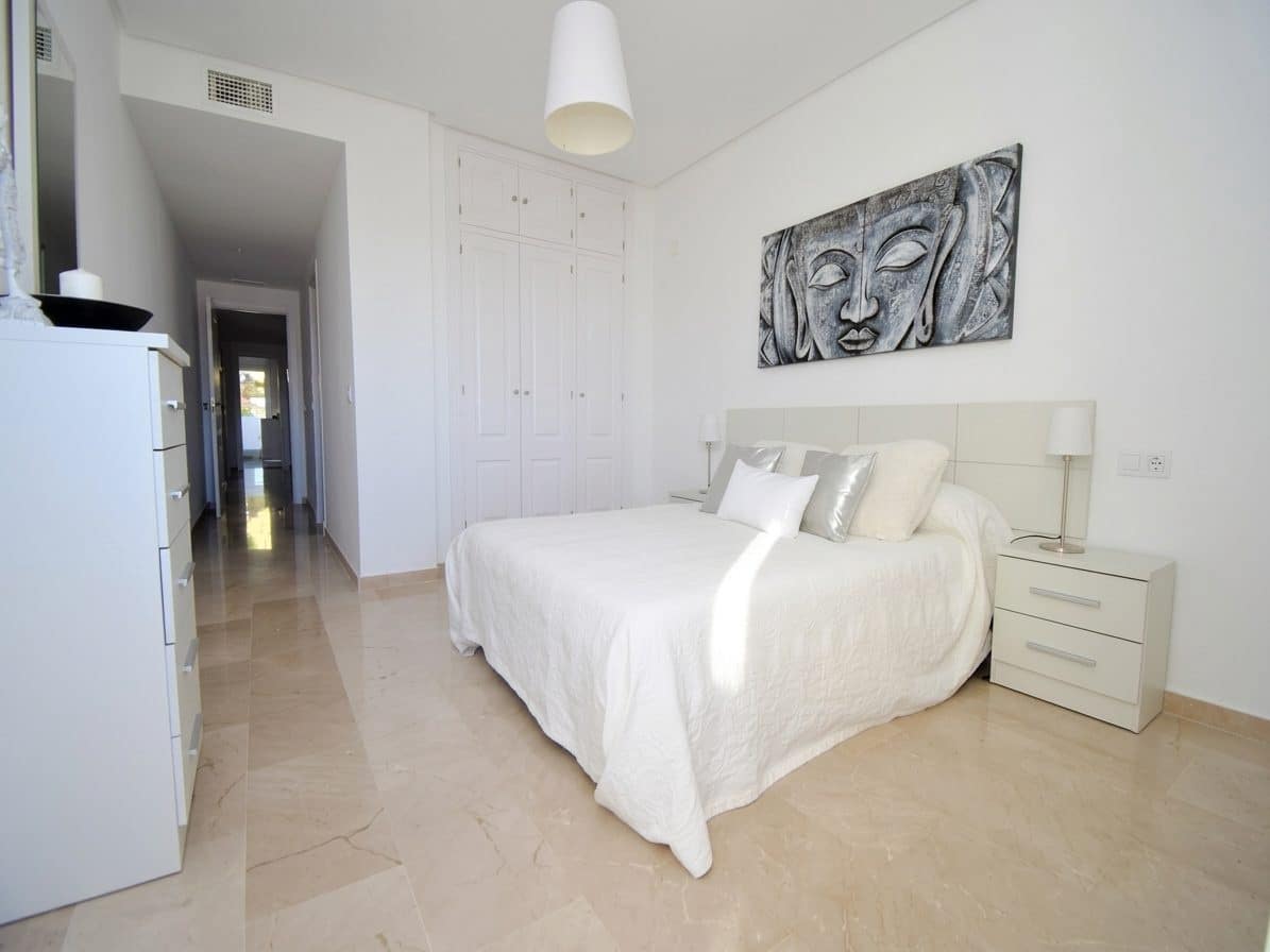 3 bedroom Apartment for sale in Benalmadena Costa with pool - € 475,000 (Ref: 9427055)