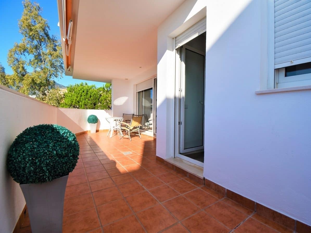 3 bedroom Apartment for sale in Benalmadena Costa with pool - € 475,000 (Ref: 9427055)