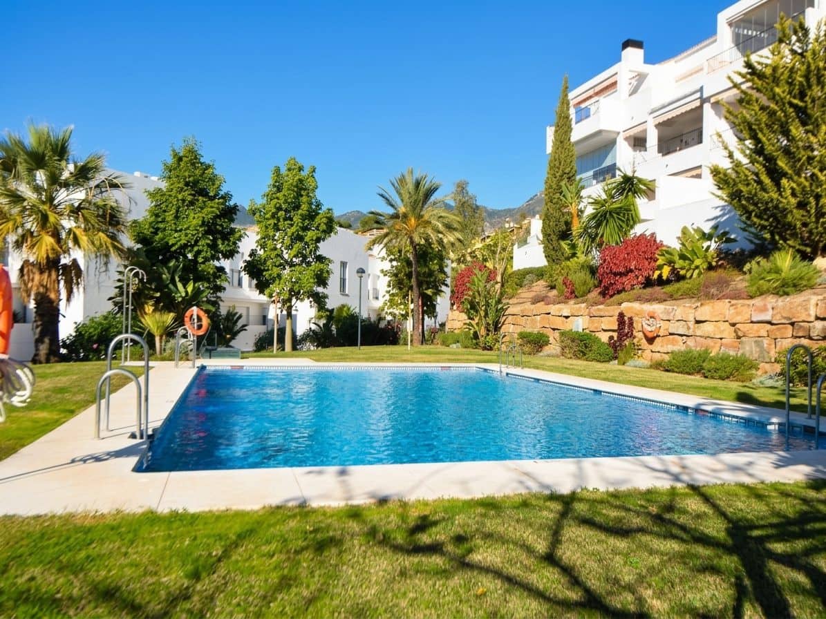 3 bedroom Apartment for sale in Benalmadena Costa with pool - € 475,000 (Ref: 9427055)