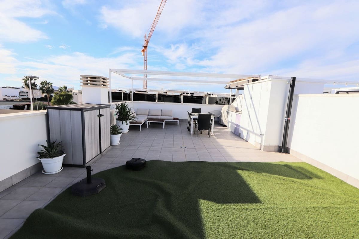 2 bedroom Apartment for sale in San Pedro del Pinatar with pool garage - € 259,995 (Ref: 9427056)