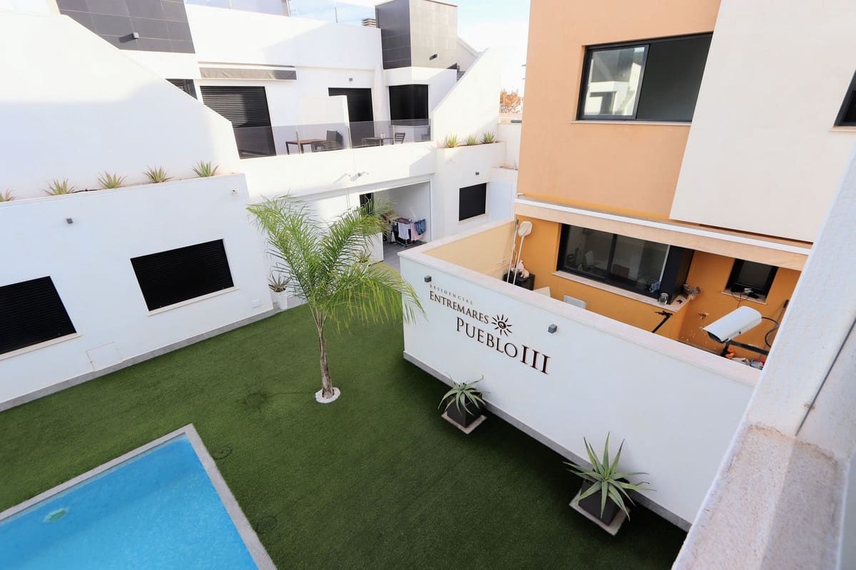 2 quarto Apartamento para venda em San Pedro del Pinatar com piscina garagem - 249 995 € (Ref: 9427056)