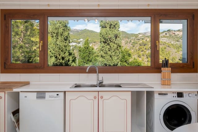 5 sovrum Villa till salu i Mijas pueblo, Mijas med pool garage - 1 499 000 € (Ref: 9427068)