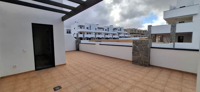 2 bedroom Apartment for sale in Corralejo, La Oliva with pool garage - € 299,000 (Ref: 9431291)