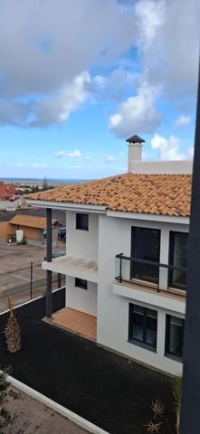 2 soveværelse Lejlighed til salg i Corralejo, La Oliva med swimmingpool garage - € 279.000 (Ref: 9431291)