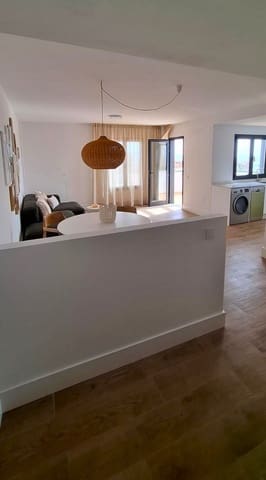 2 soveværelse Lejlighed til salg i Corralejo, La Oliva med swimmingpool garage - € 279.000 (Ref: 9431291)