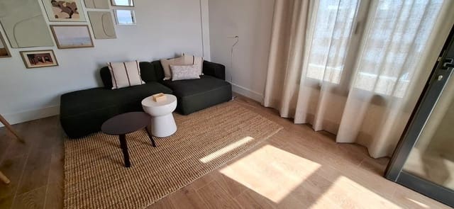 2 soveværelse Lejlighed til salg i Corralejo, La Oliva med swimmingpool garage - € 279.000 (Ref: 9431291)