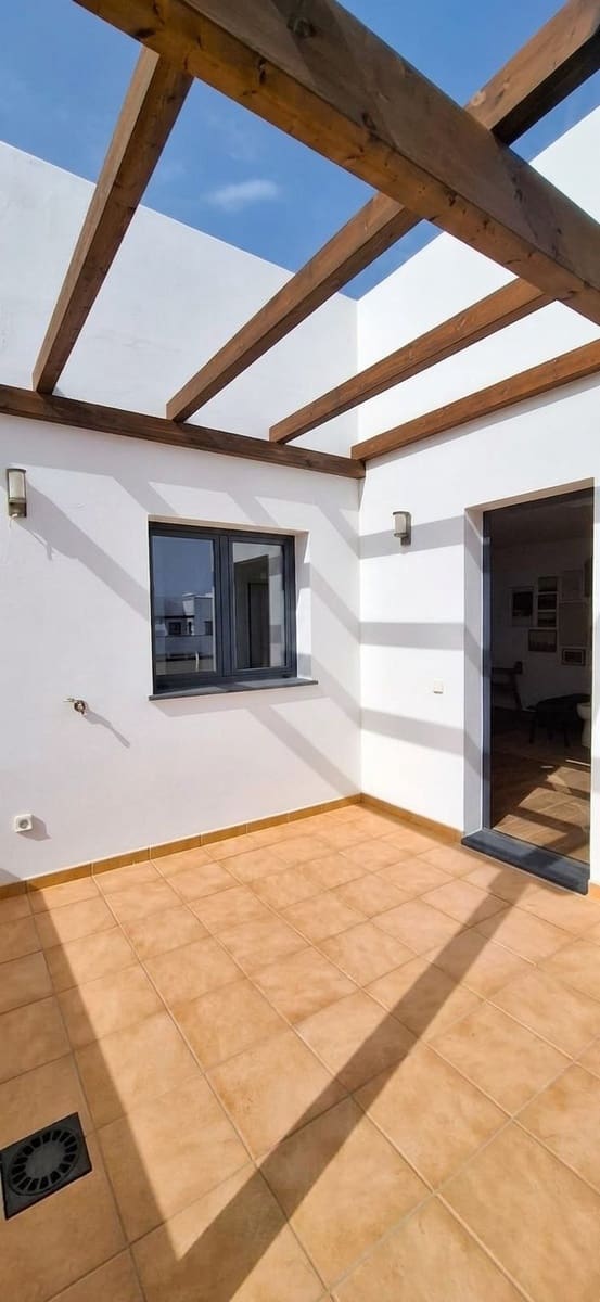 2 bedroom Apartment for sale in La Oliva with pool garage - € 275,500 (Ref: 9431291)