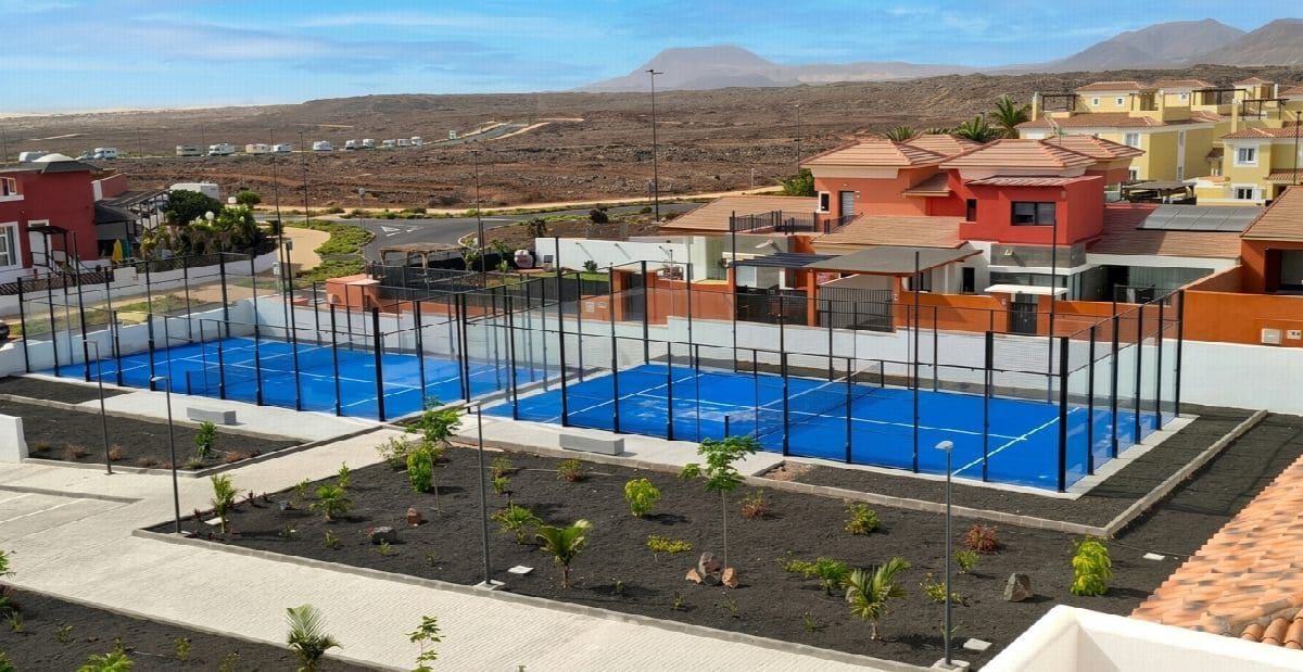 2 bedroom Apartment for sale in La Oliva with pool garage - € 275,500 (Ref: 9431291)