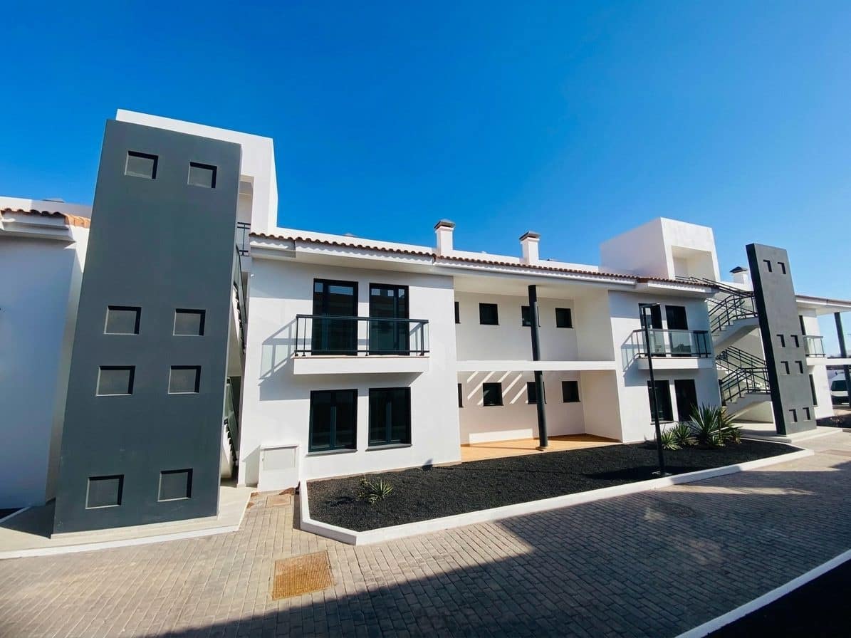 3 bedroom Apartment for sale in La Oliva with pool garage - € 340,000 (Ref: 9431292)