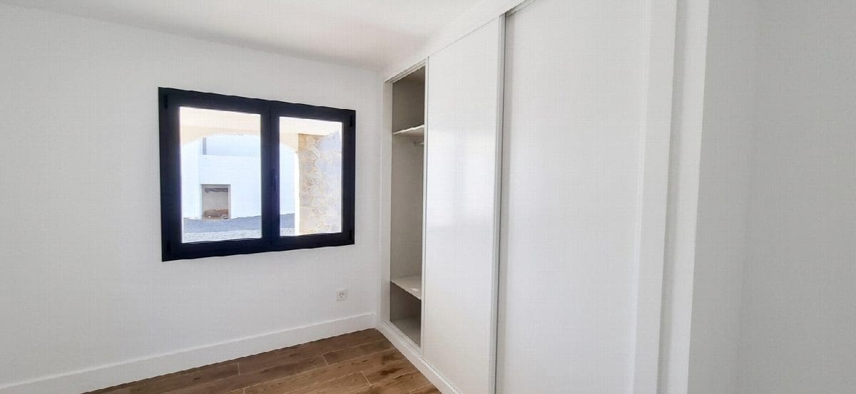 3 bedroom Apartment for sale in La Oliva with pool garage - € 340,000 (Ref: 9431292)