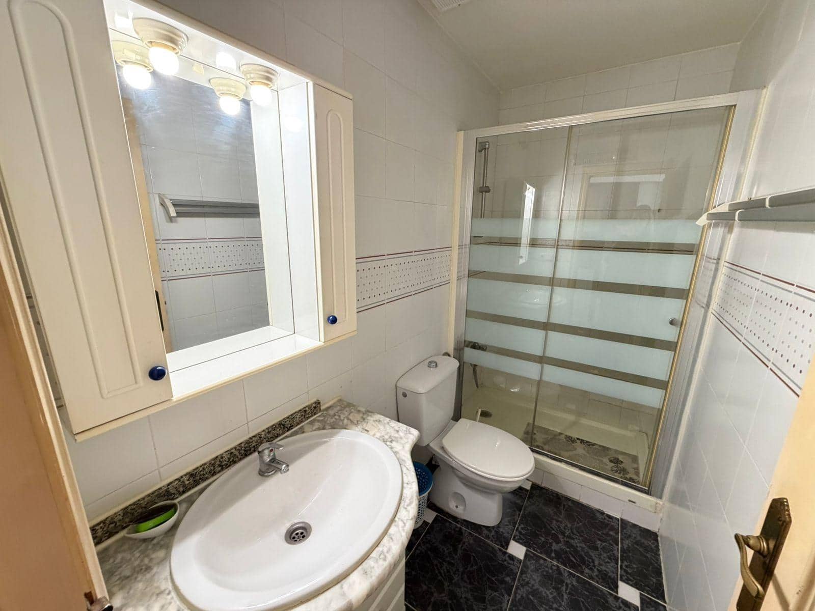 1 soverom Leilighet til salgs i Torrevieja med svømmebasseng - € 169 900 (Ref: 9431302)