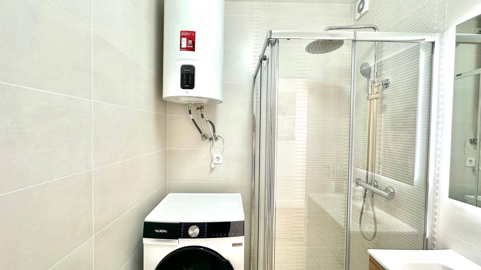 3 soveværelse Byhus til salg i Torrevieja med swimmingpool - € 249.900 (Ref: 9431306)