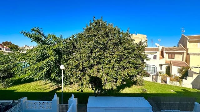 3 Zimmer Haus zu verkaufen in Nueva Torrevieja, Torrevieja mit Pool - 249.900 € (Ref: 9431306)