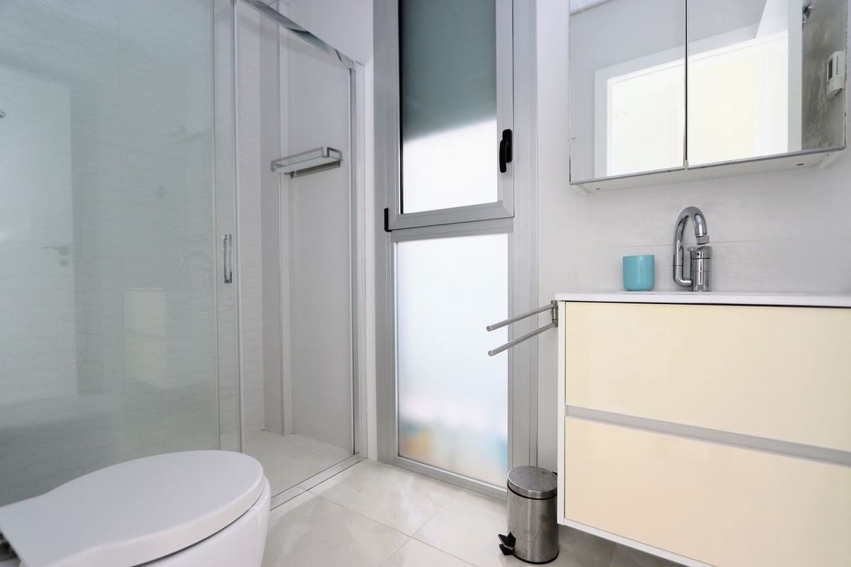 3 bedroom Villa for sale in Orihuela Costa with pool garage - € 389,000 (Ref: 9431849)