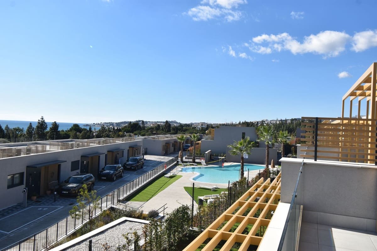 4 chambre Maison de Ville à vendre à Mijas Costa avec piscine - 1 099 999 € (Ref: 9433290)