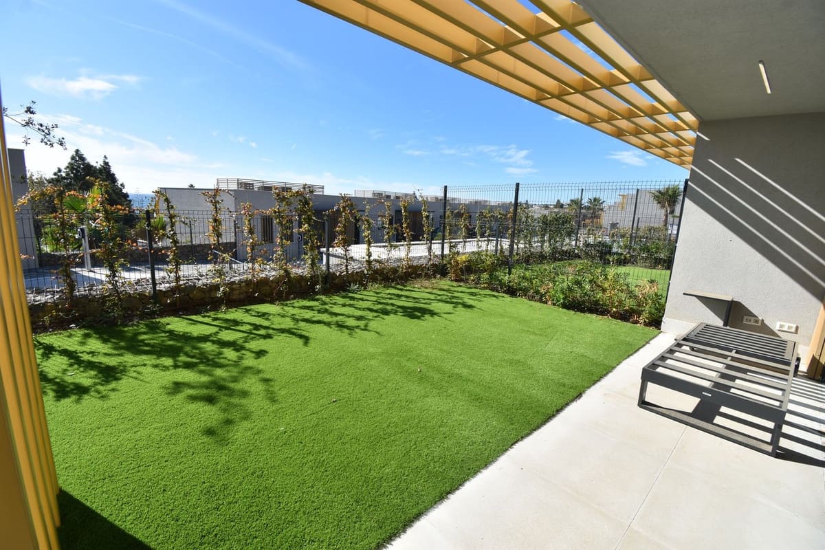 4 sypialnia Dom na sprzedaż w Mijas Costa z basenem - 1 099 999 € (Ref: 9433290)